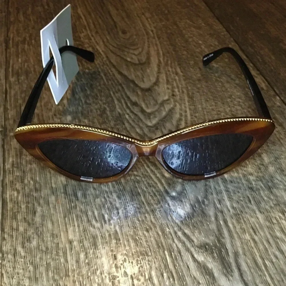 NWT BP Tortoise Cat Eye 52mm SunGlasses